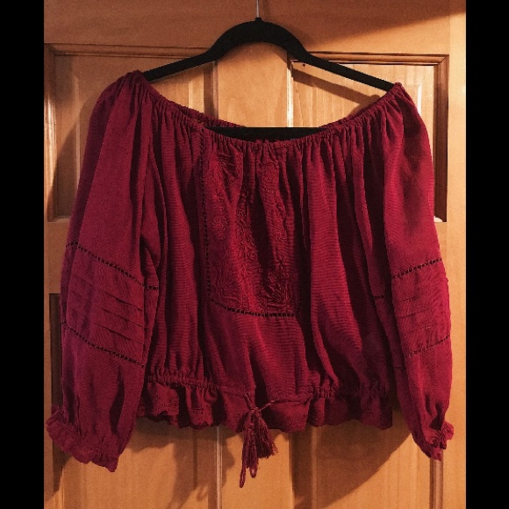 Off the Shoulder Crop Top